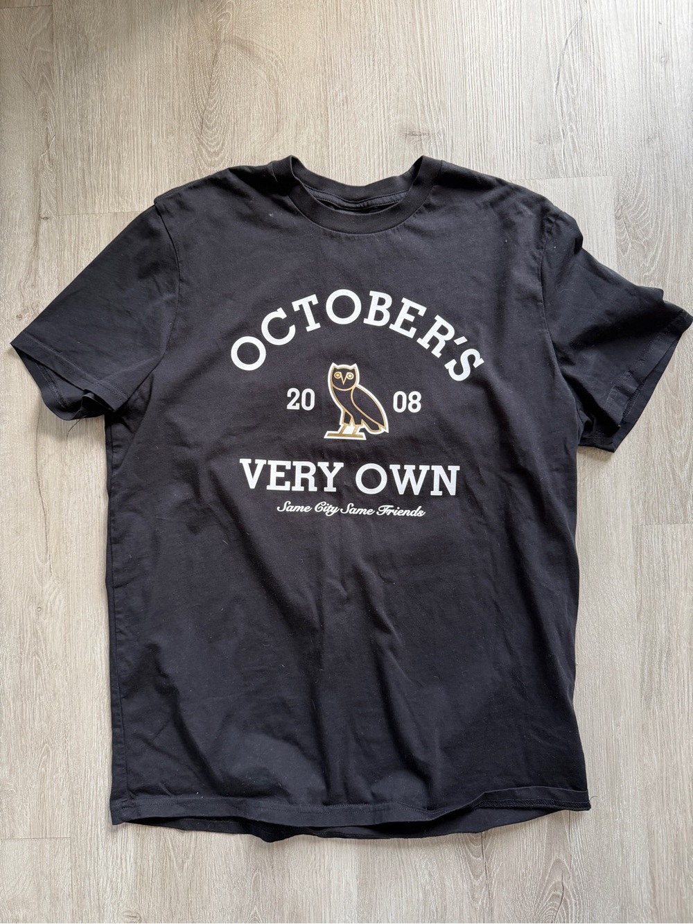 OVO Octobers Very Own short sleeve college graphic size large